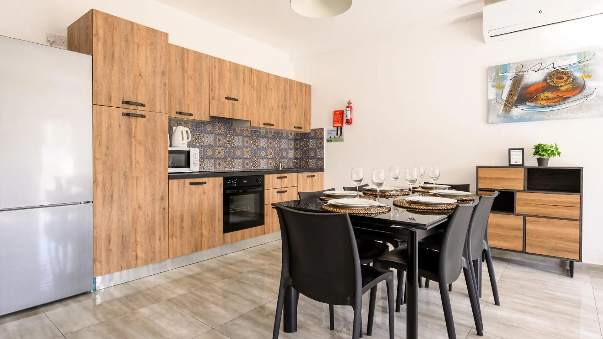 F11 Modern And Bright Apartment In Malta Msida
