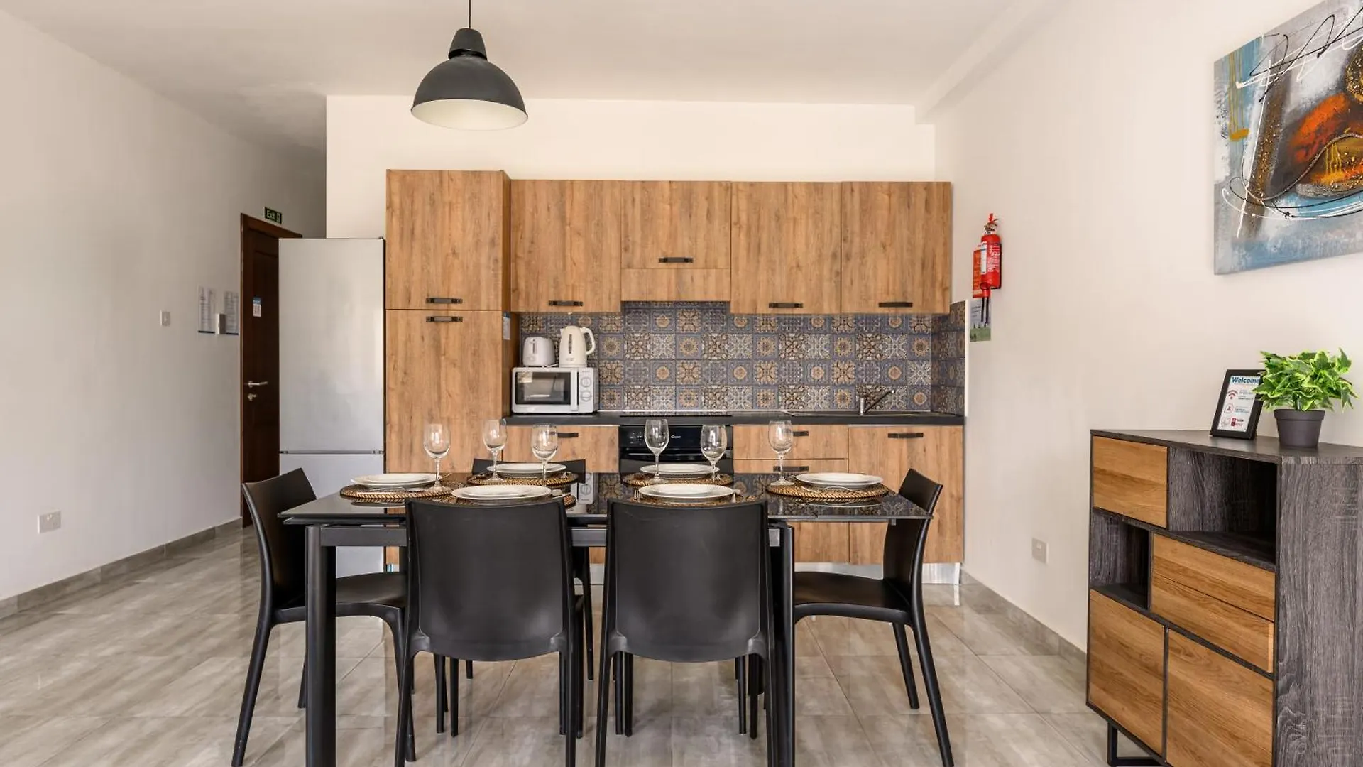 F11 Modern And Bright Apartment In Malta Msida