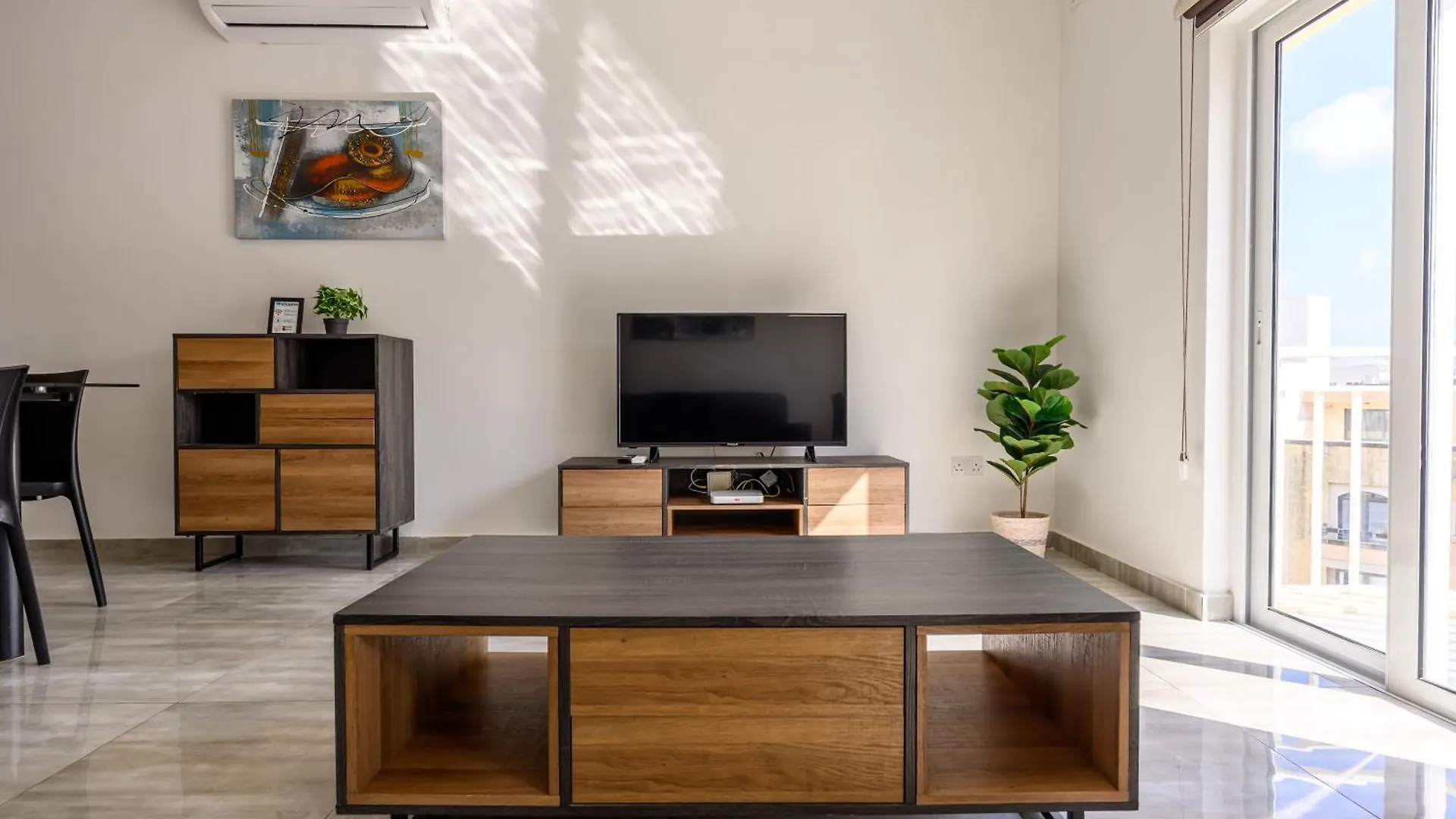 F11 Modern And Bright Apartment In Malta Msida