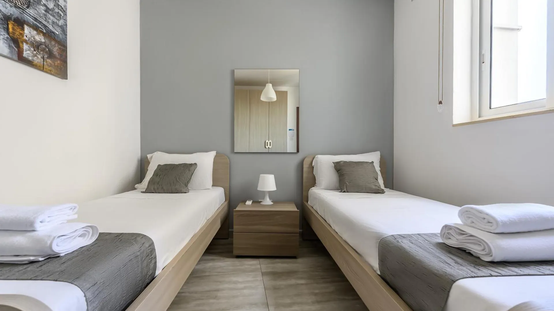 F11 Modern And Bright Apartment In Malta Msida